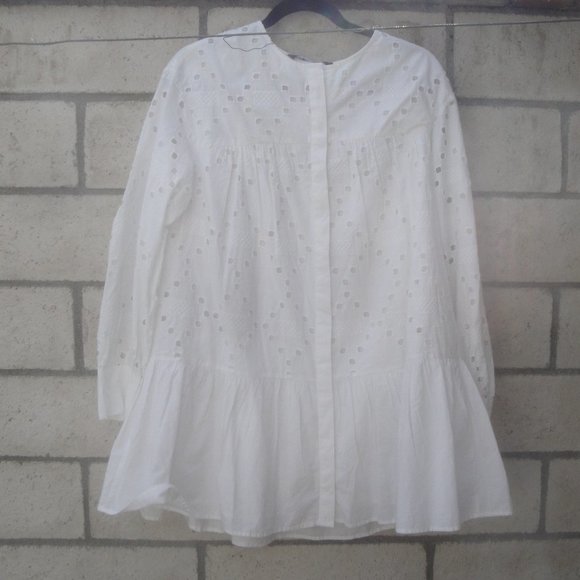 Zara Mini Dress Eyelet Babydoll White Button-Down Front Ruffle XS NEW - Picture 2 of 7
